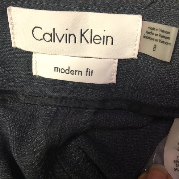 Calvin Klein Grey Modern Fit Dress Pants size 8 - Picture 2 of 2